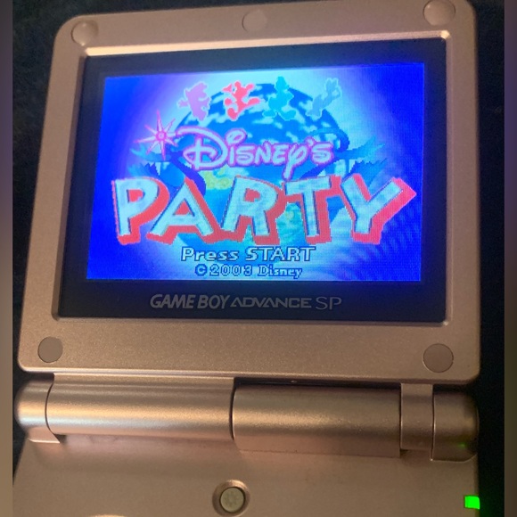 Disney’s Party for Nintendo Game Boy Advance - Picture 4 of 4